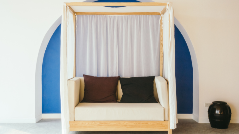 Multifunction Magic: Convertible Furniture for Urban Living