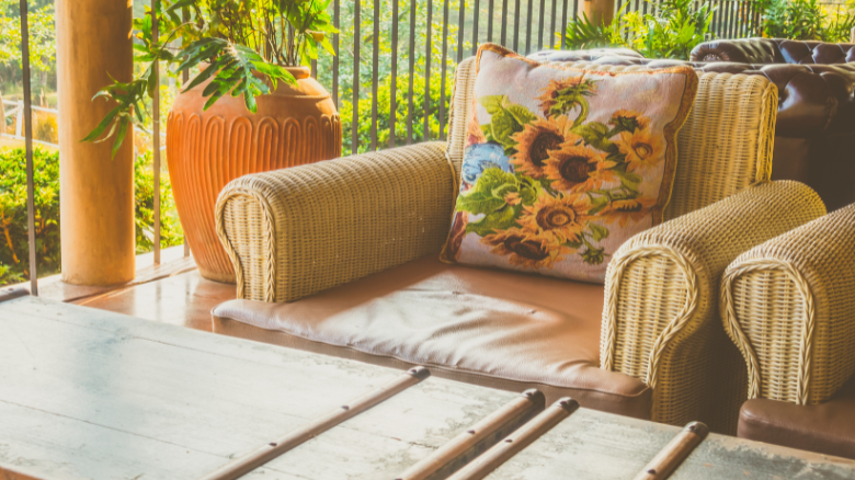 Balcony Furniture Ideas for Cozy Outdoor Spaces
