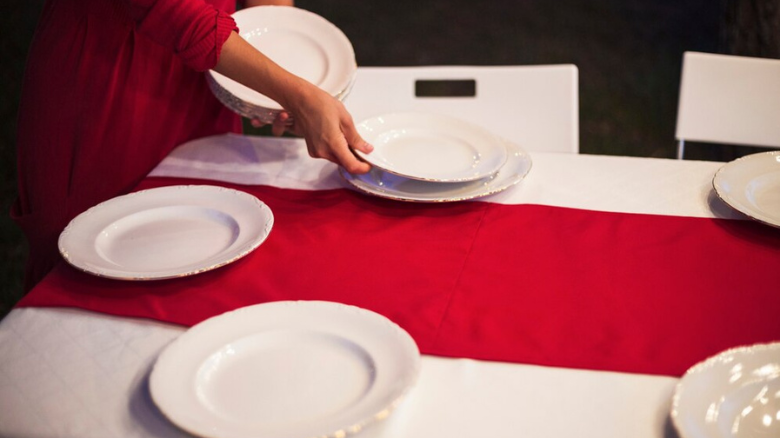 Top 5 Space-Saving Dining Tables for Apartment Living