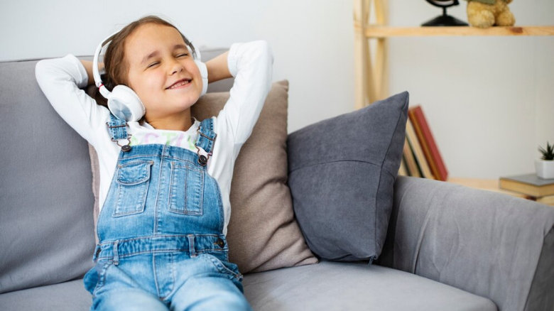 Kids-Friendly Sofas: Durable and Easy-to-Clean Options